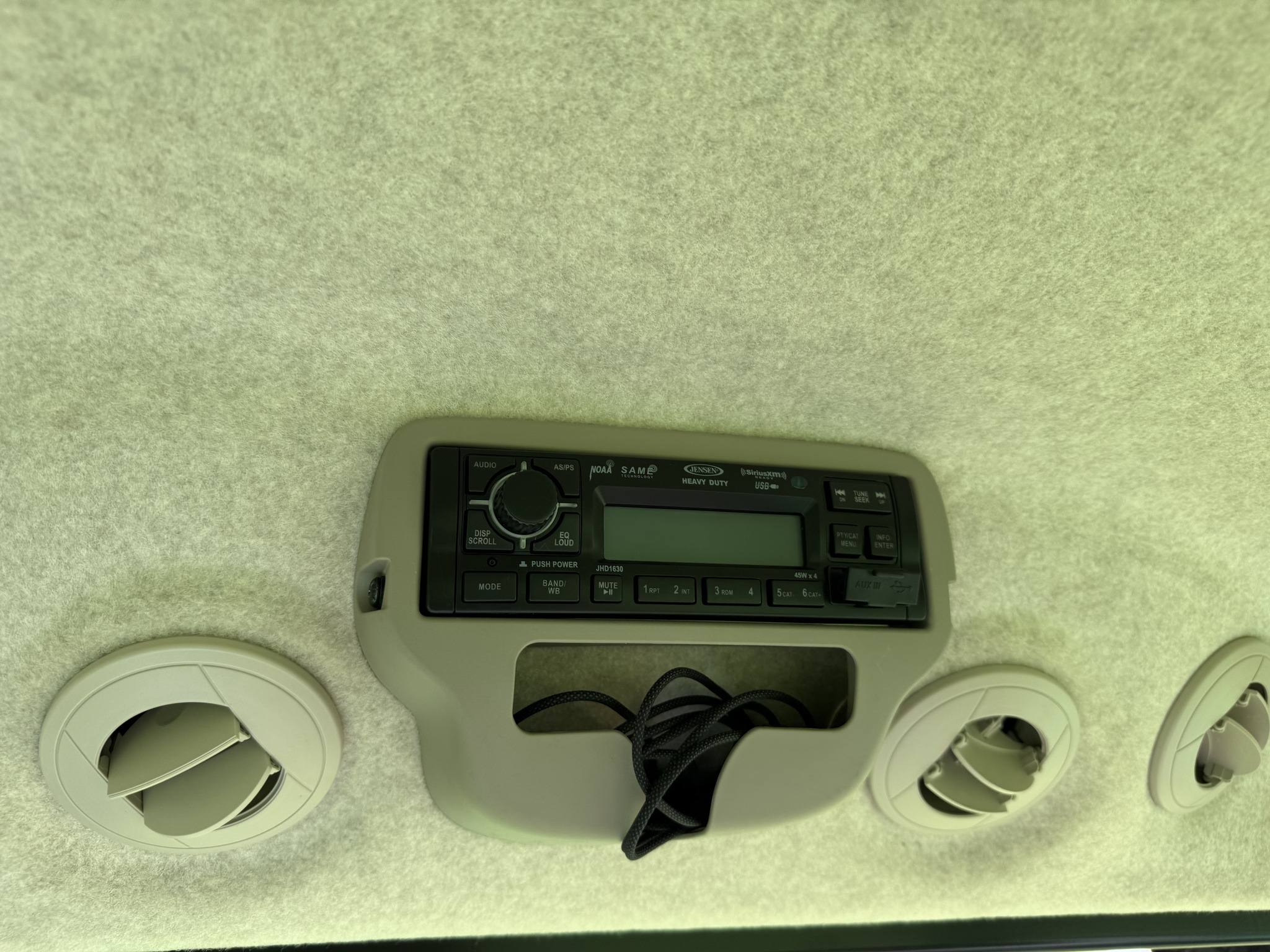 2023 John Deere 4066R Image 13