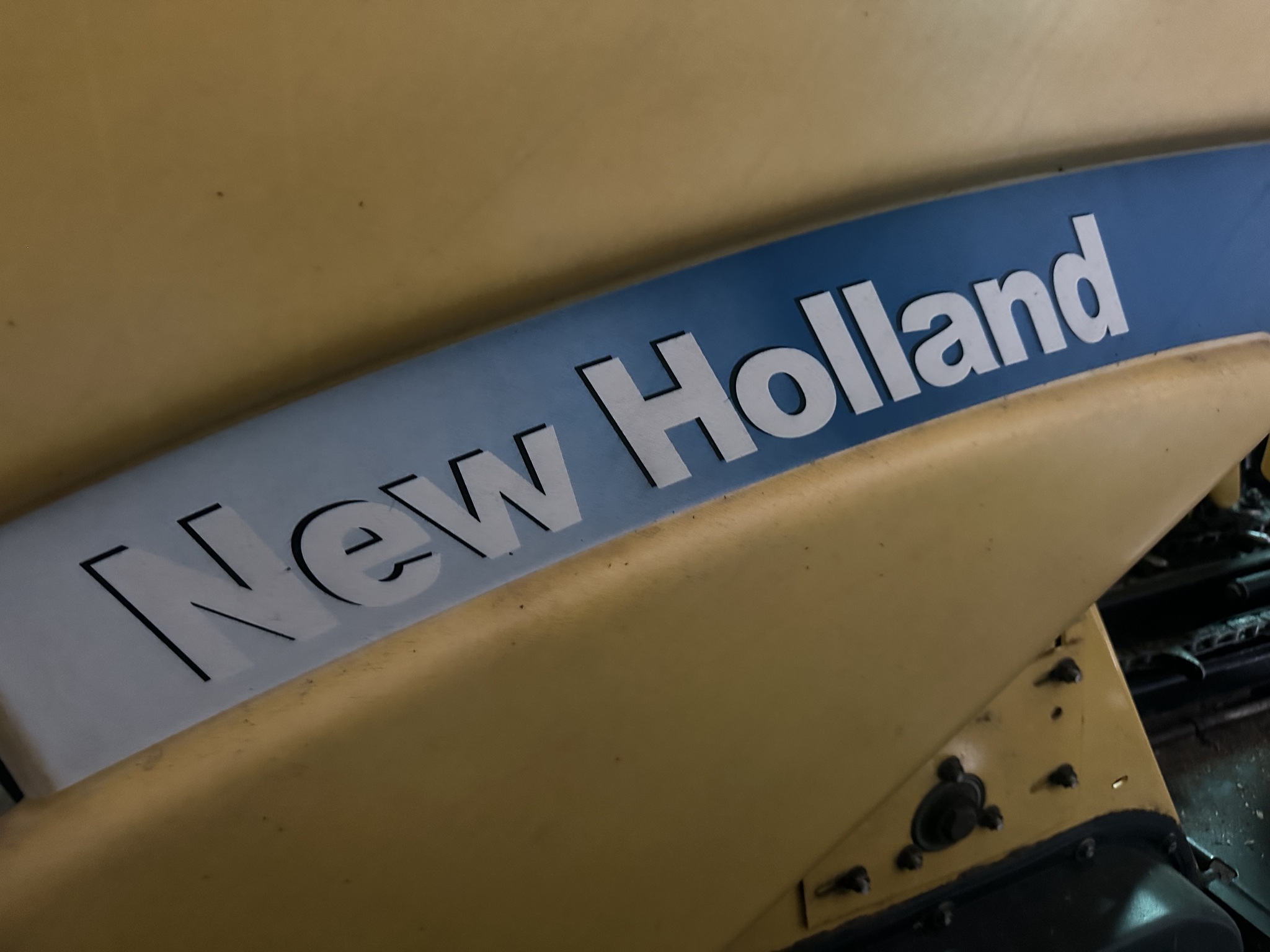 2010 New Holland 98D-8R Image 3