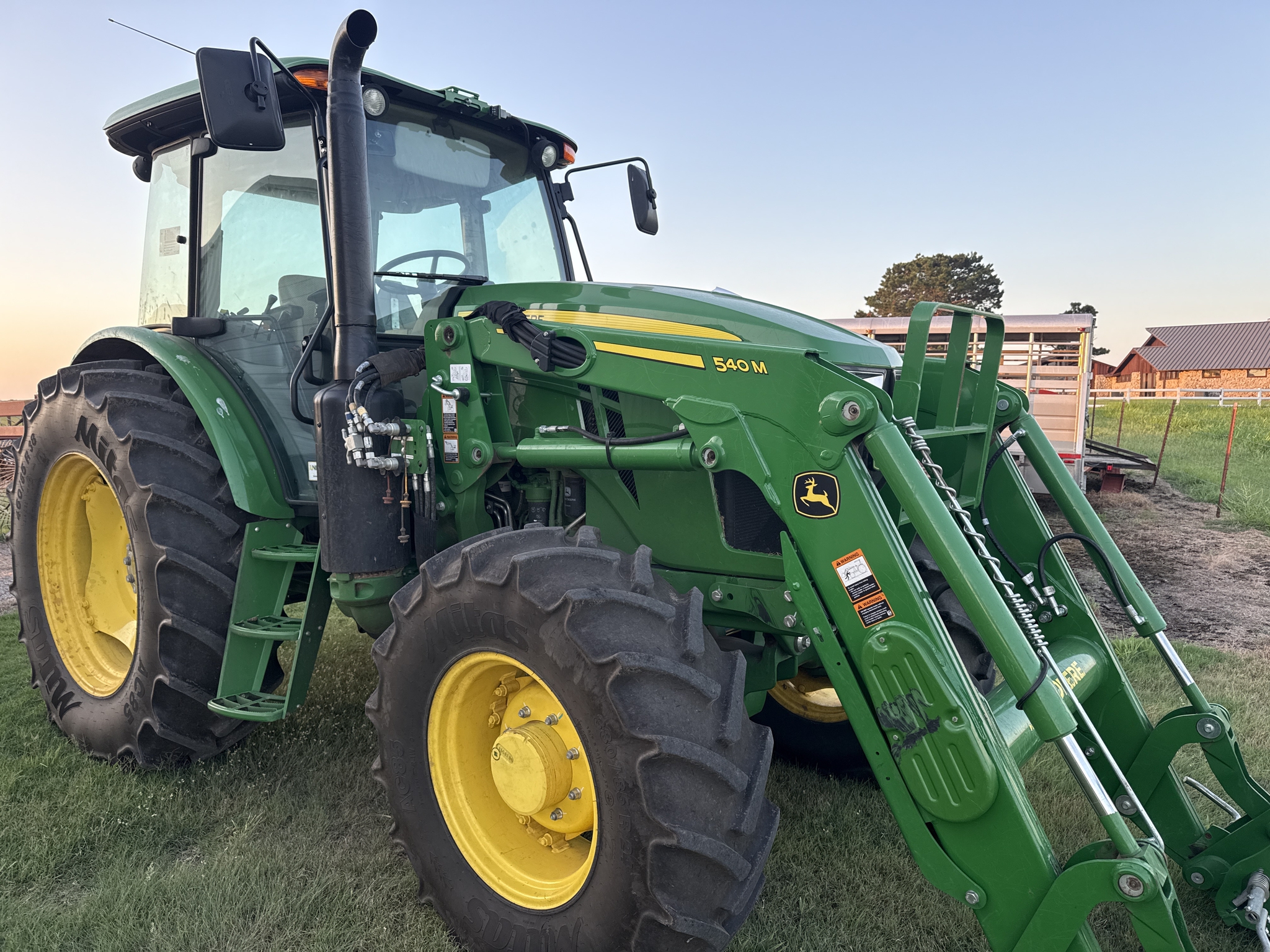 2024 John Deere 6105E Cab Image 5