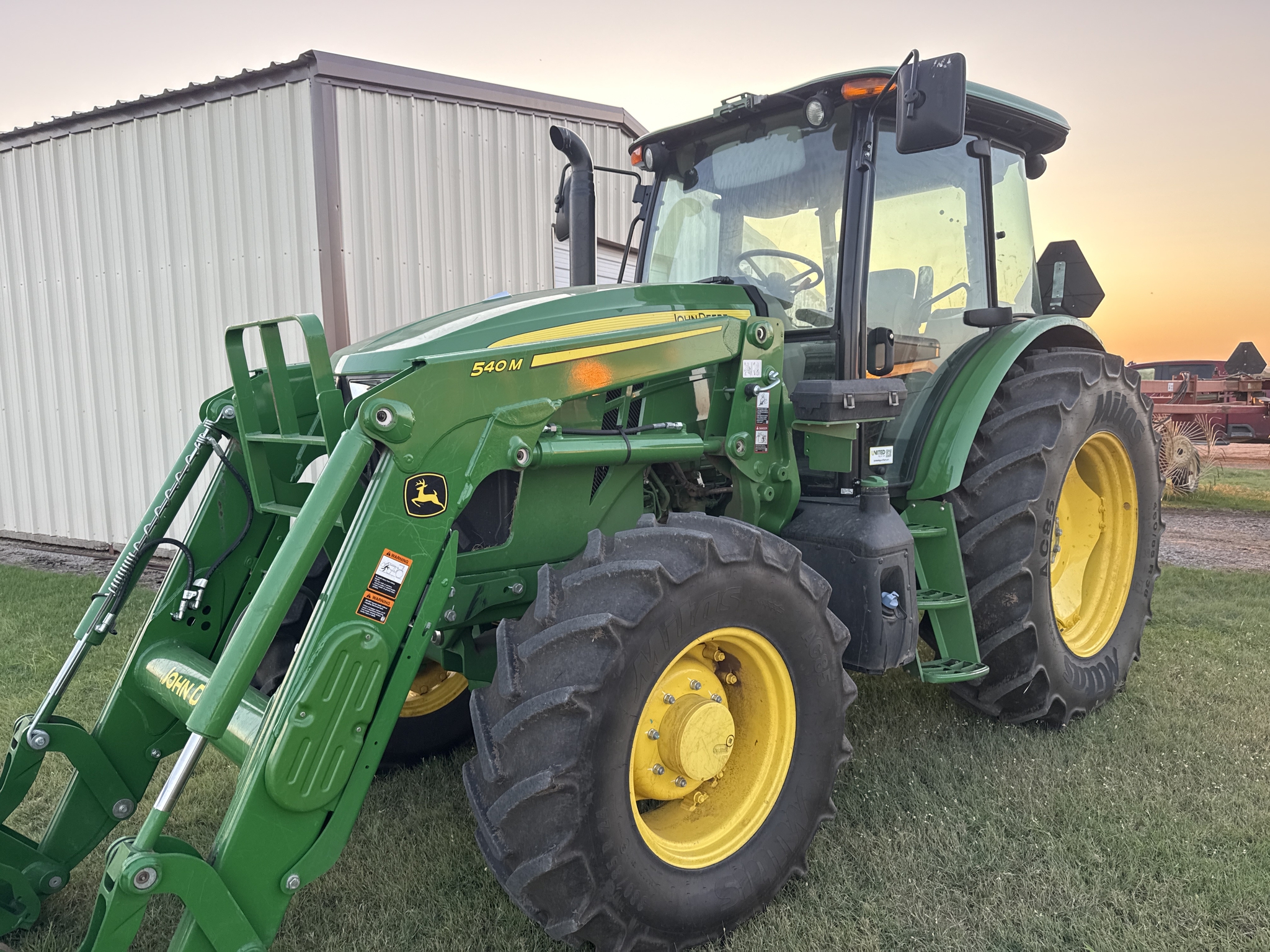 2024 John Deere 6105E Cab Image 3