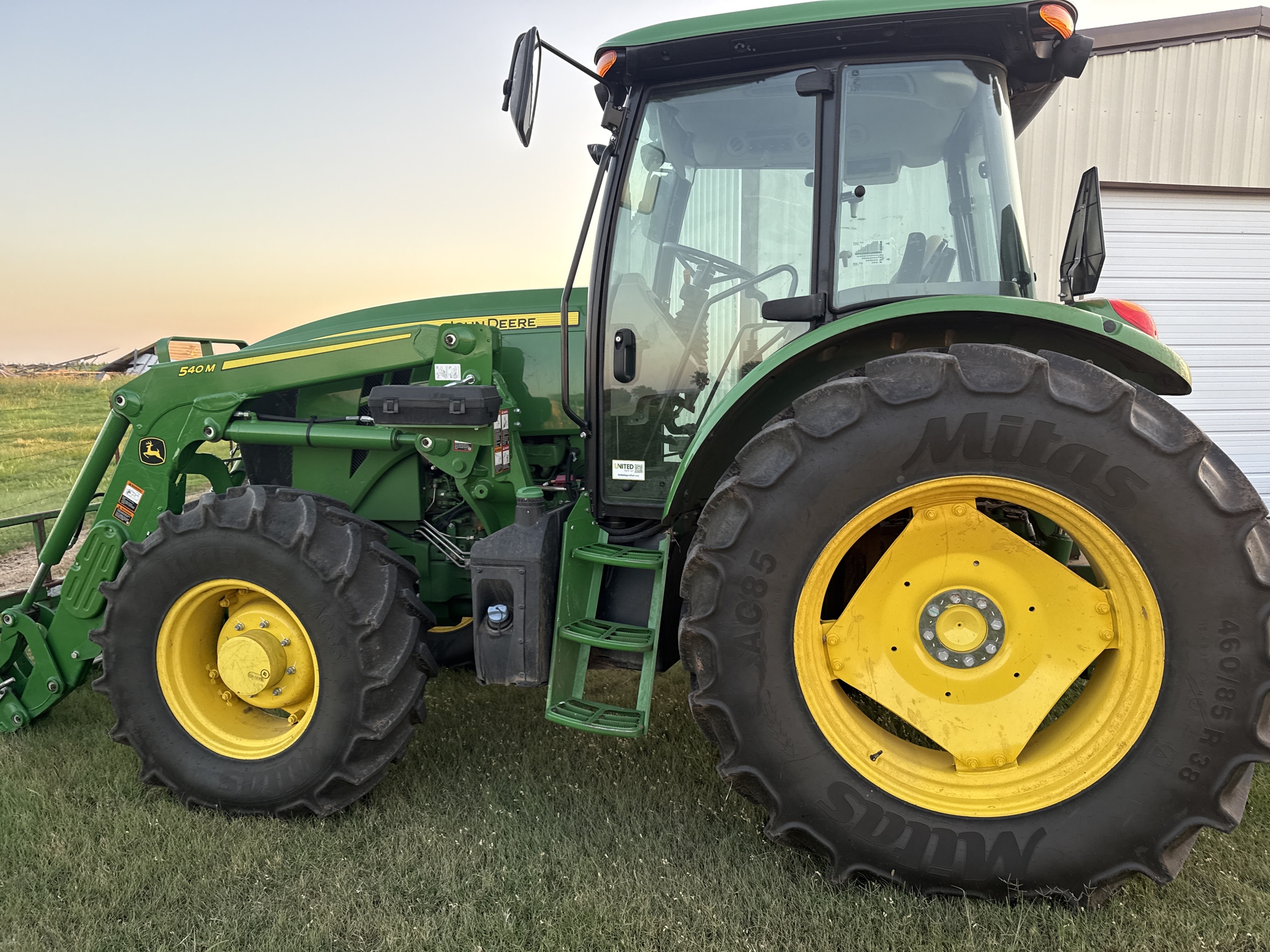 2024 John Deere 6105E Cab Image 17