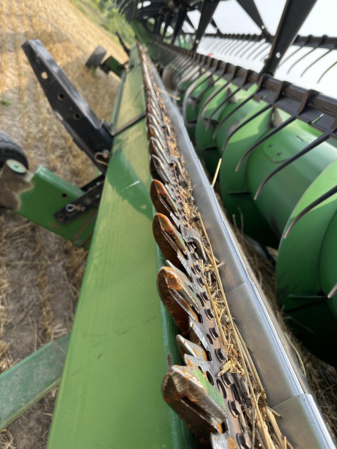 2012 John Deere 630F Image 4