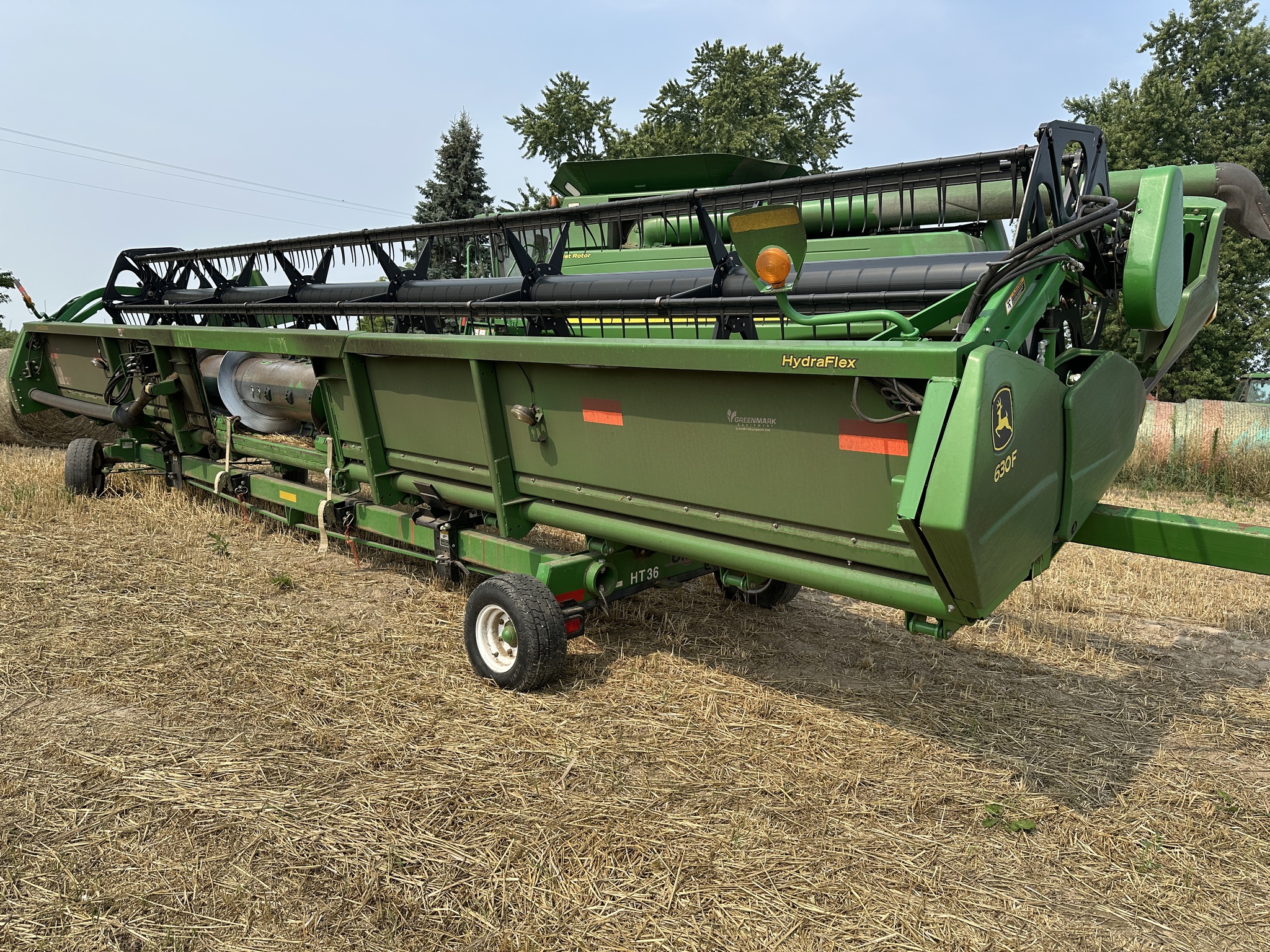 2012 John Deere 630F Image 3