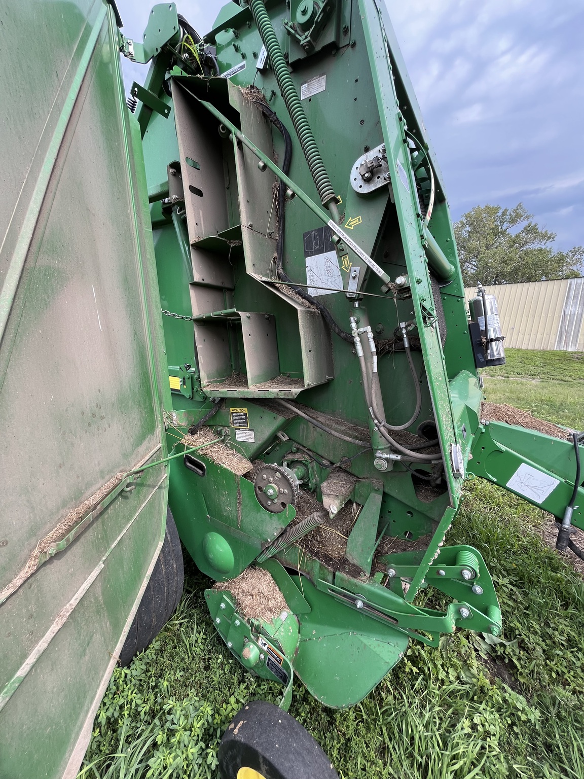 2015 John Deere 569 Image 7