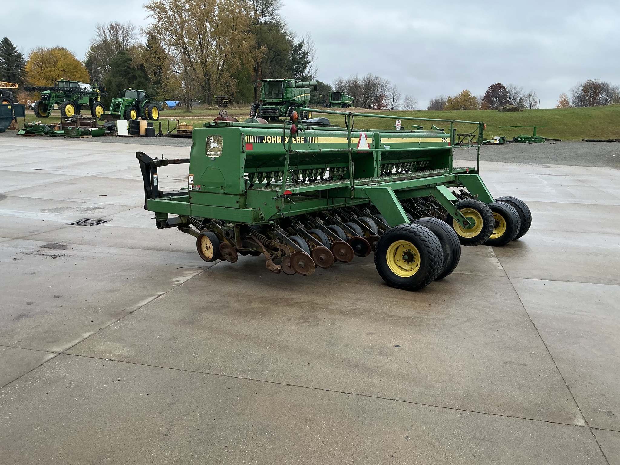 1994 John Deere 750 Image 5