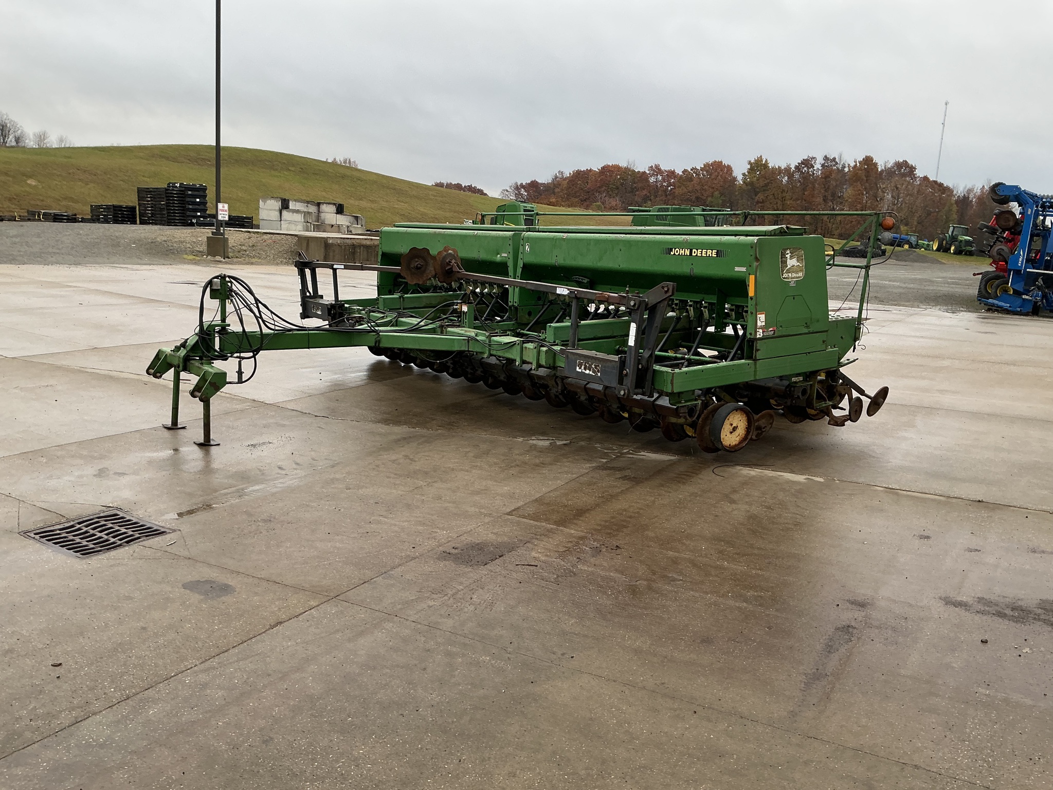 1994 John Deere 750 Image 3