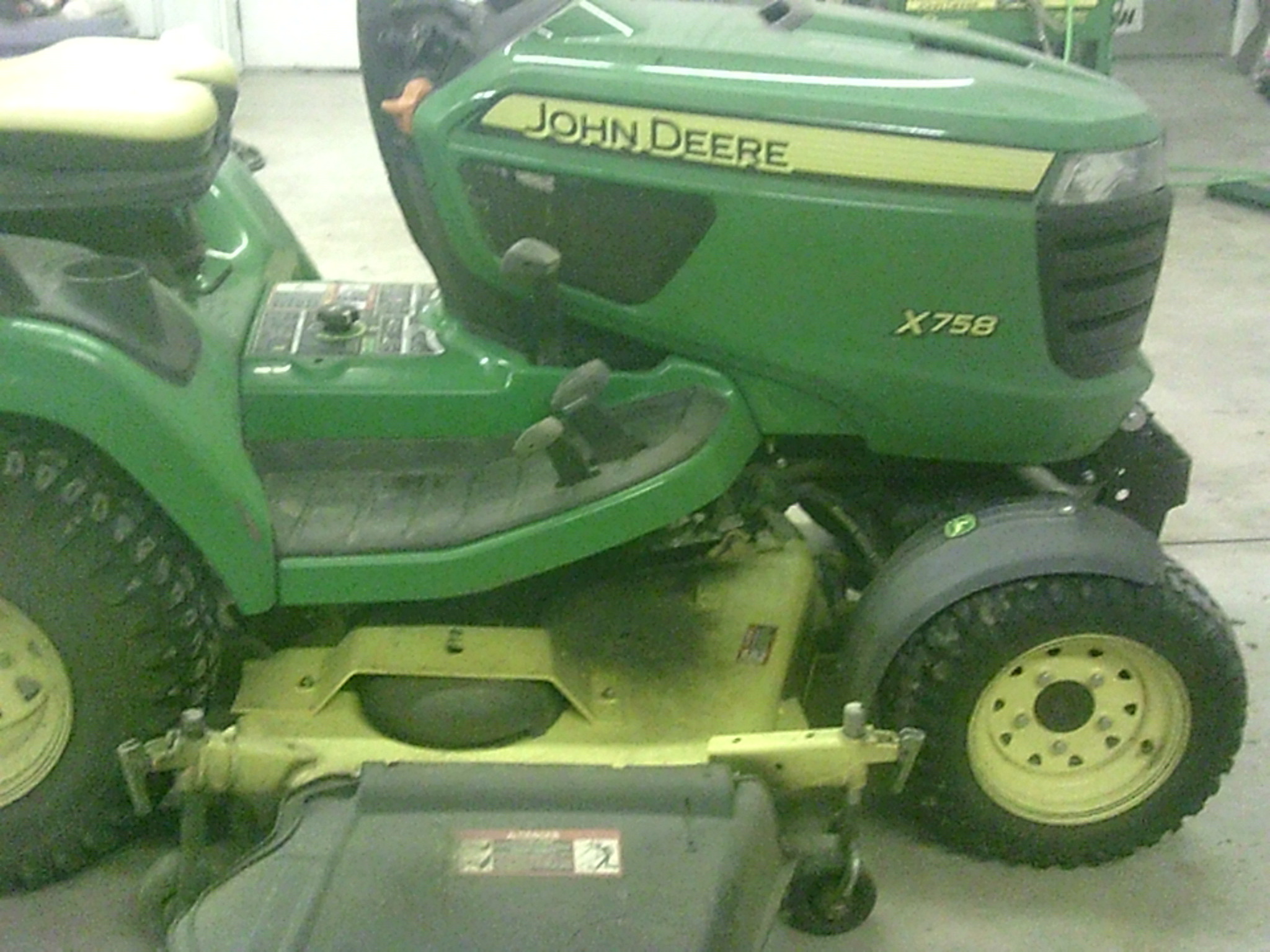 2017 John Deere X758 Image 1