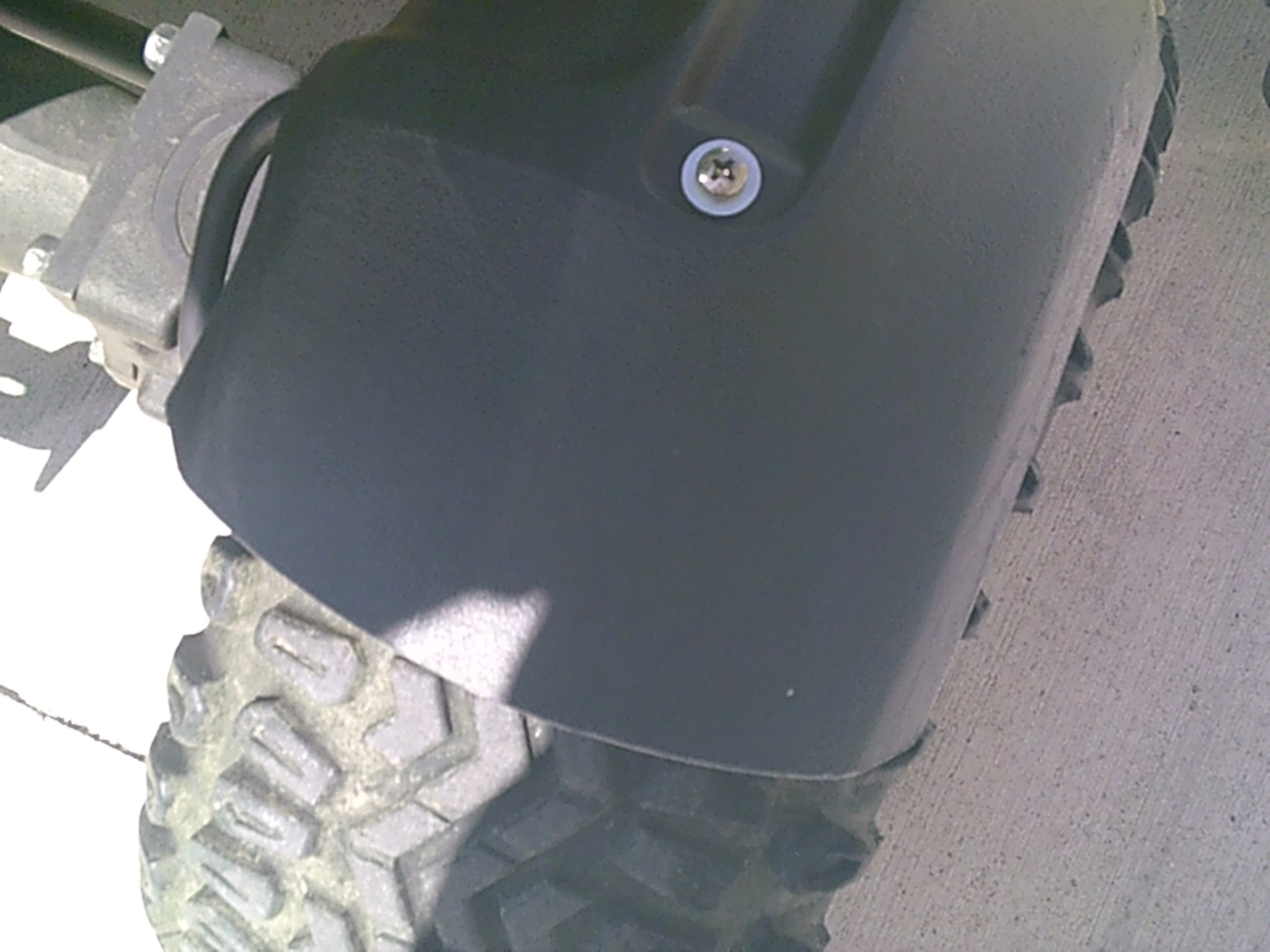 2017 John Deere X758 Image 8