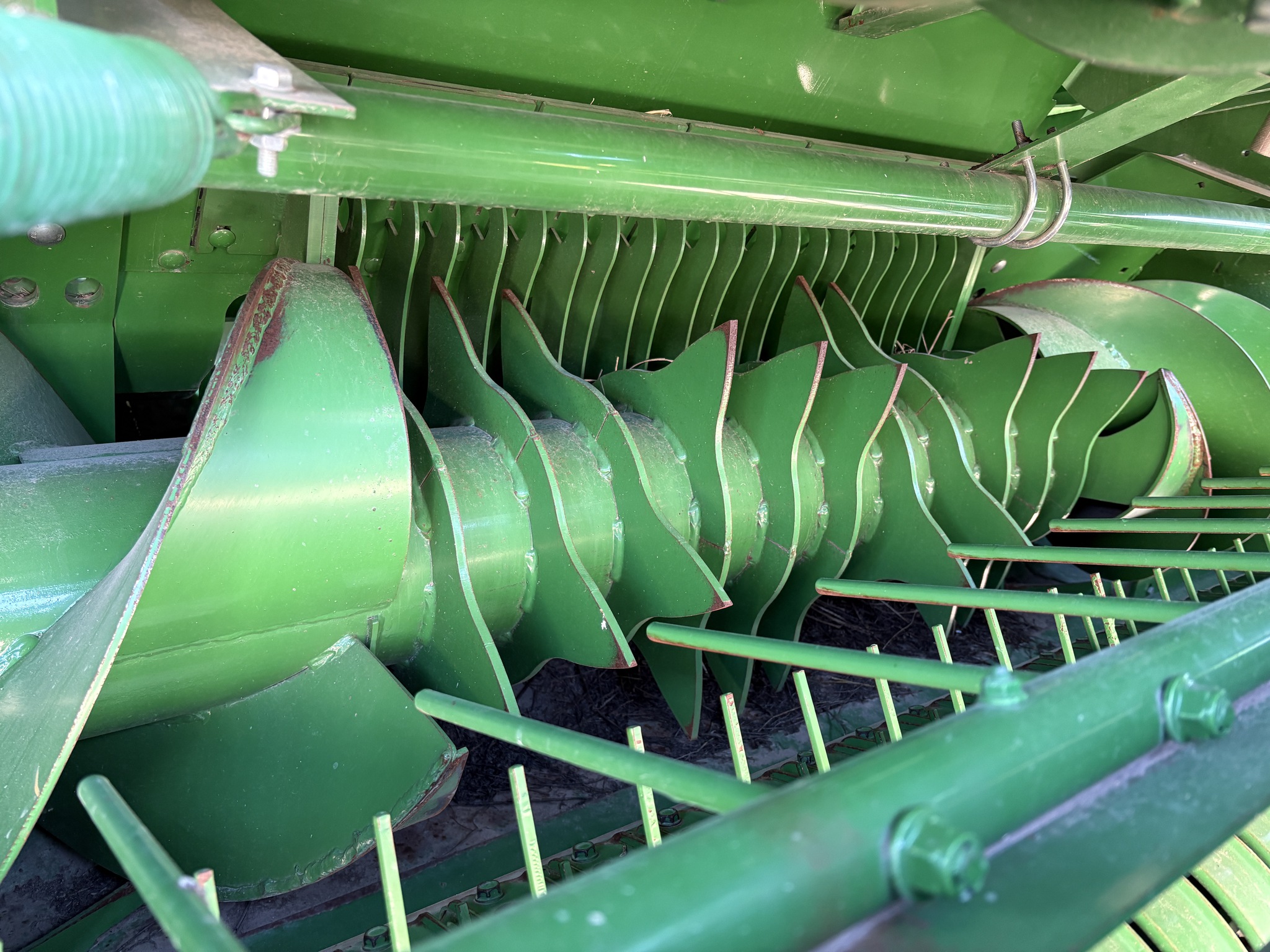 2023 John Deere L341 Image 6