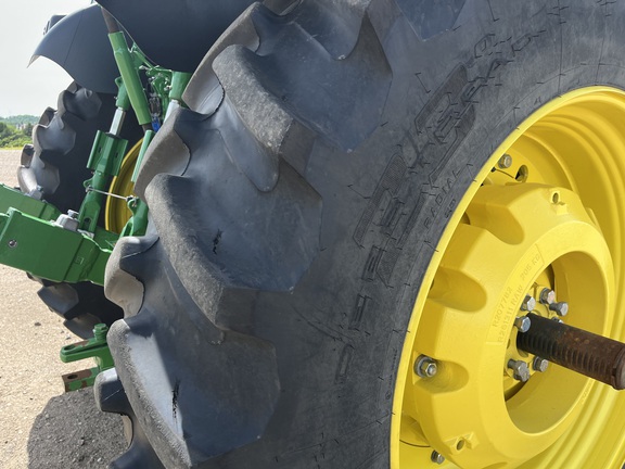 2025 John Deere 6R 165 - Photo17
