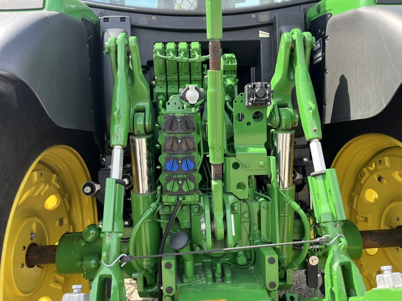 2025 John Deere 6R 165 - Photo28