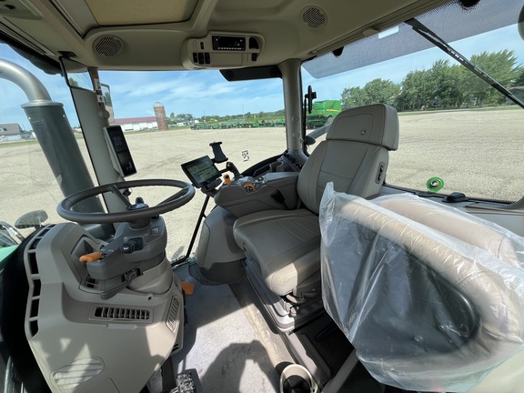 2025 John Deere 6R 165 - Photo34