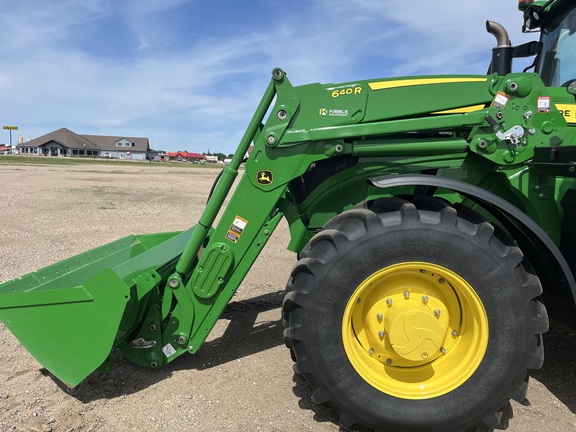 2025 John Deere 6R 165 - Photo42