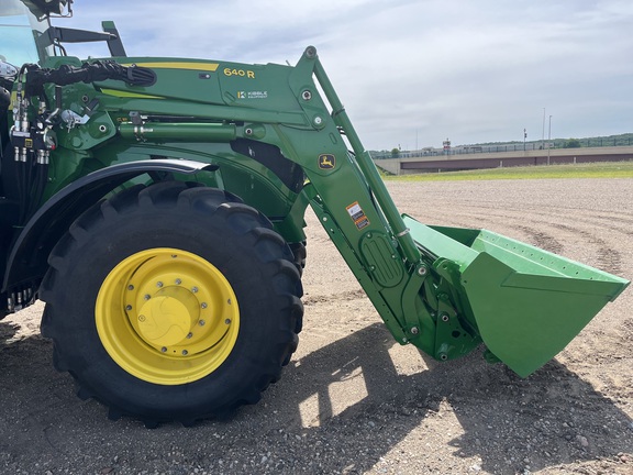 2025 John Deere 6R 165 - Photo47