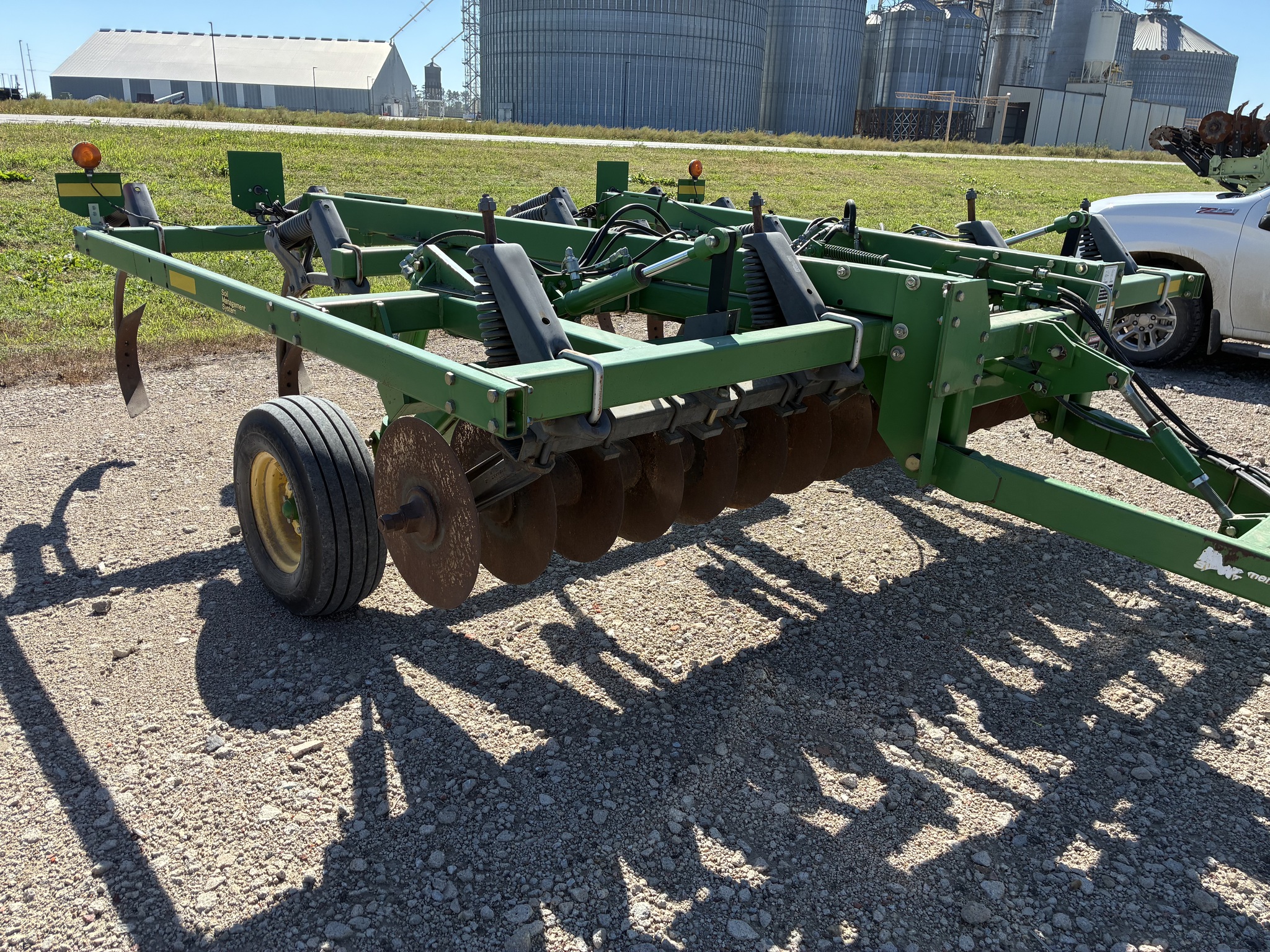 2011 John Deere 714 Image 6