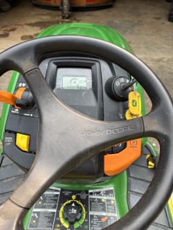 2017 John Deere X380 Image 3