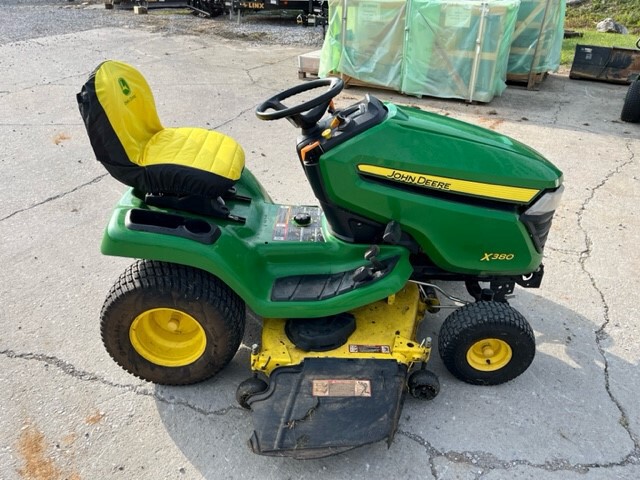 2017 John Deere X380 Image 1
