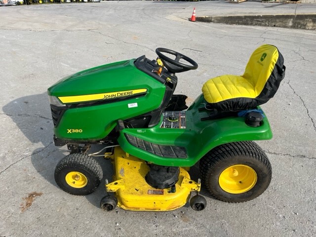 2017 John Deere X380 Image 8
