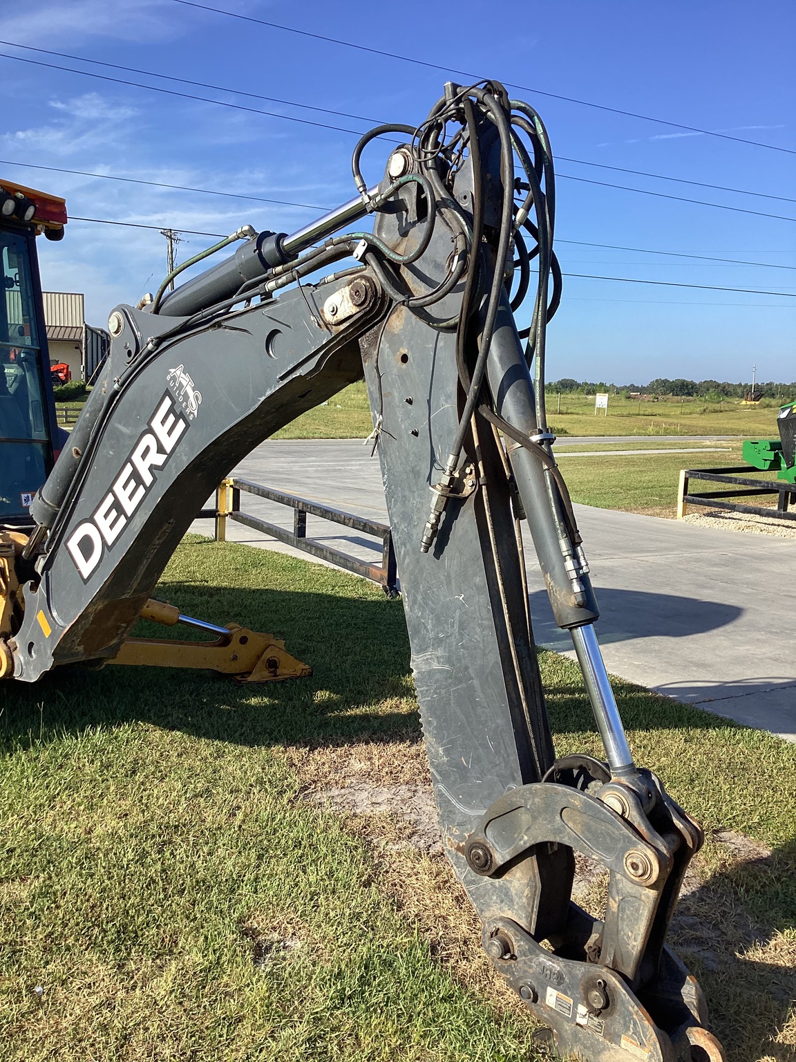 2020 John Deere 310SL Image 5