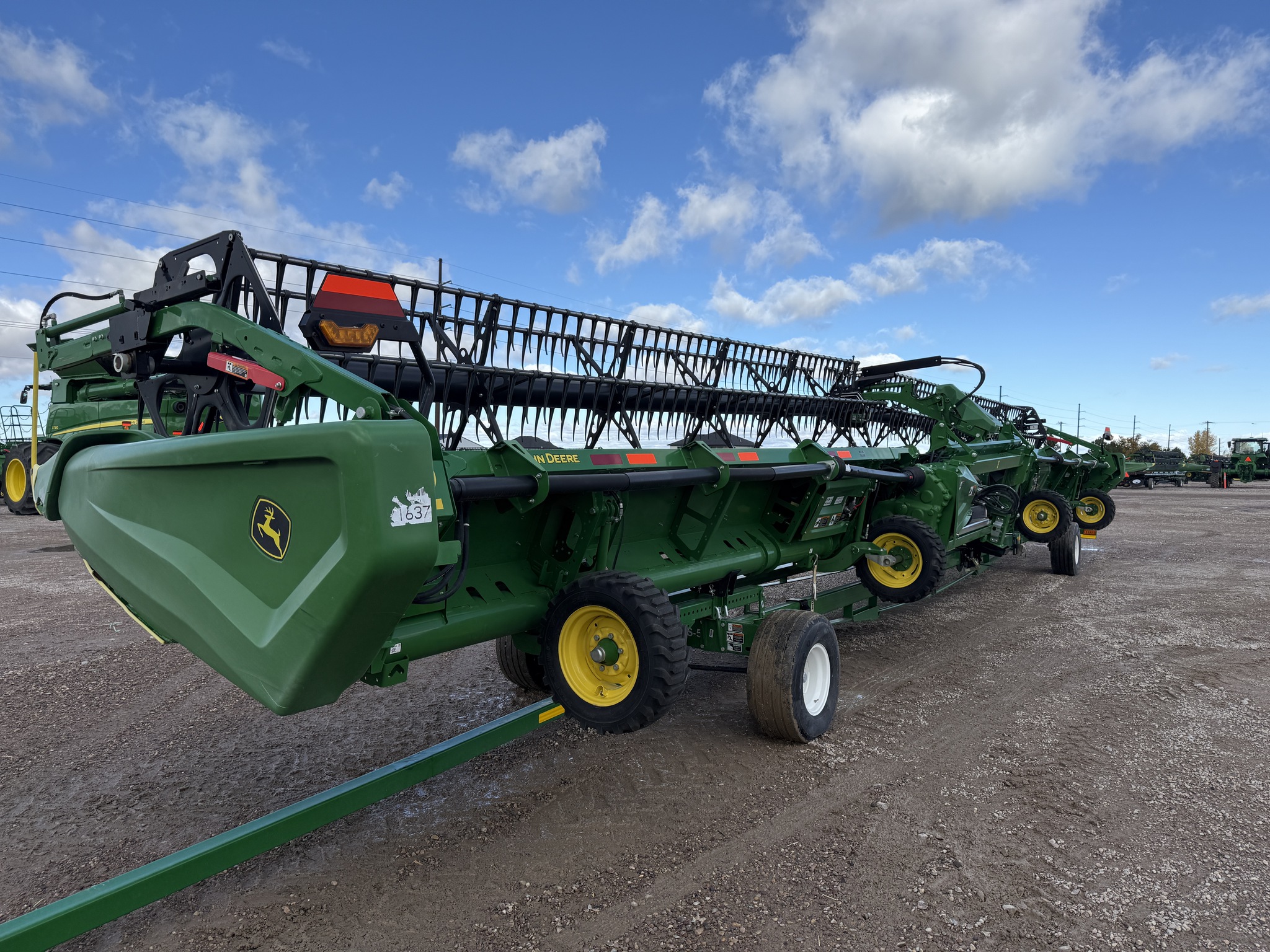 2023 John Deere HD50R Image 5