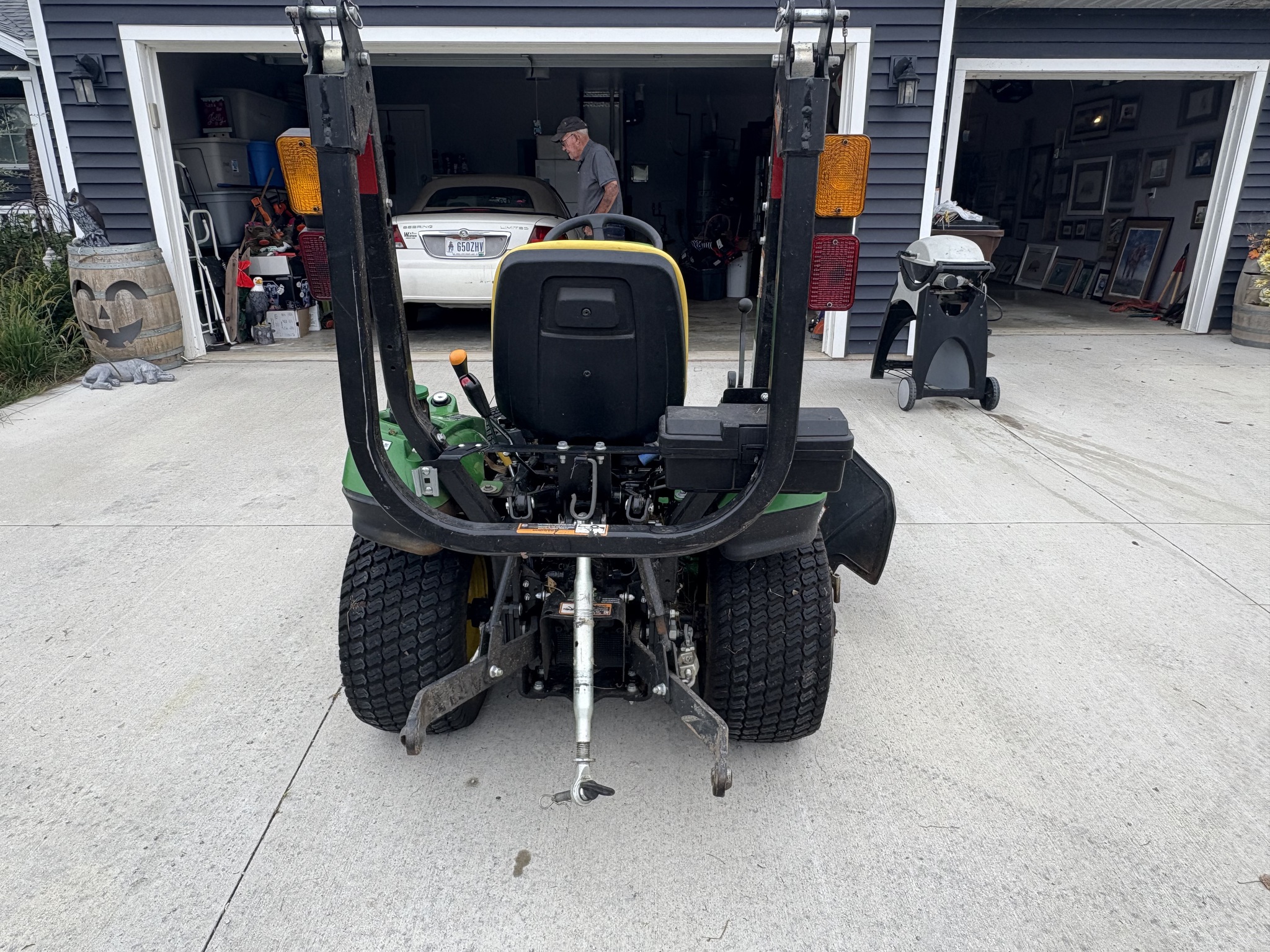 2020 John Deere 1023E Image 5