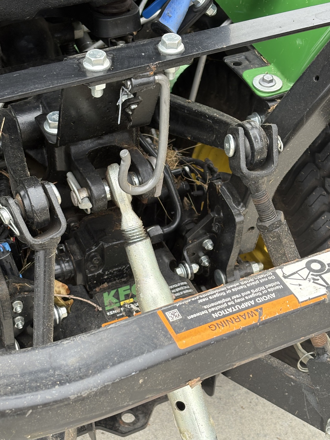 2020 John Deere 1023E Image 11