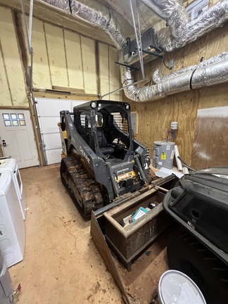 2023 John Deere 317G