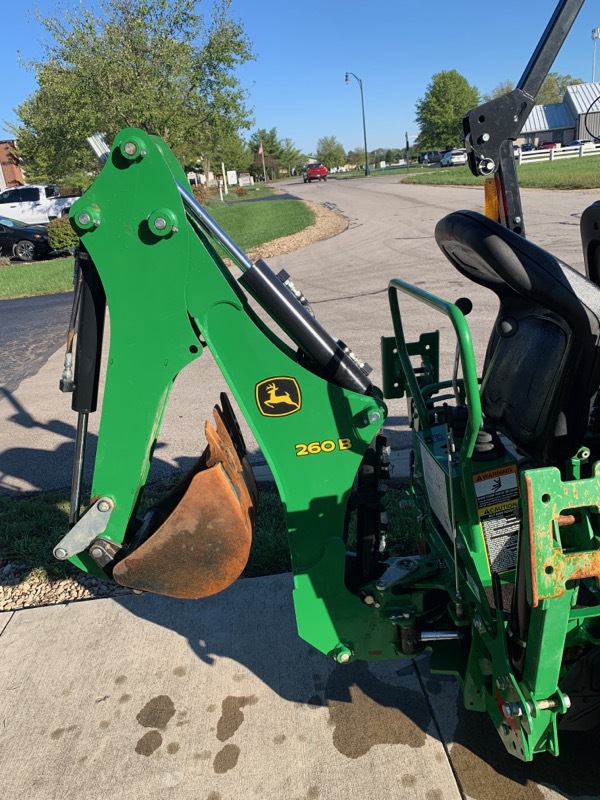 2023 John Deere 1025R Image 6