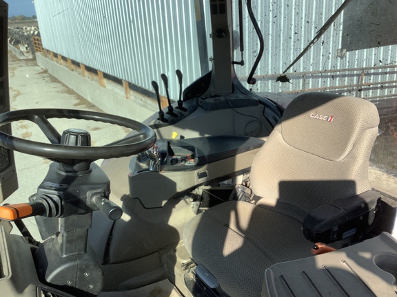 Photo of 2011 Case IH Puma 200