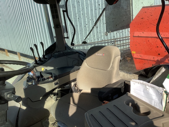 Photo of 2011 Case IH Puma 200