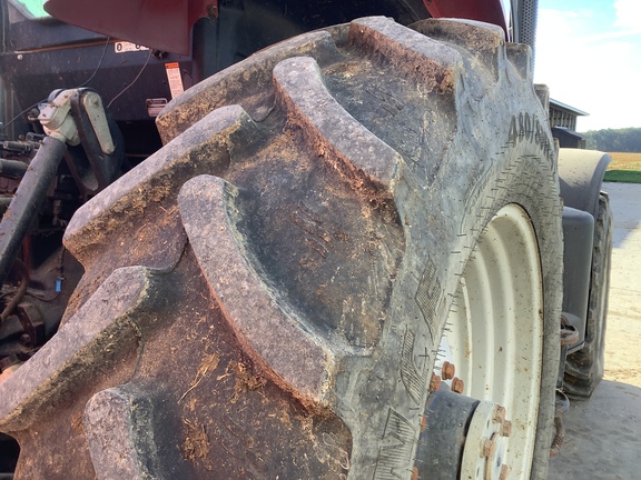 Photo of 2011 Case IH Puma 200