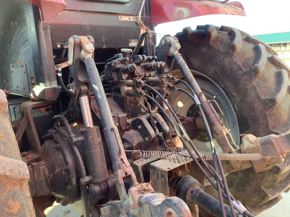 Photo of 2011 Case IH Puma 200