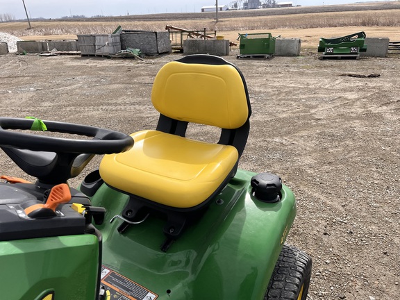 2019 John Deere X354 - Photo17