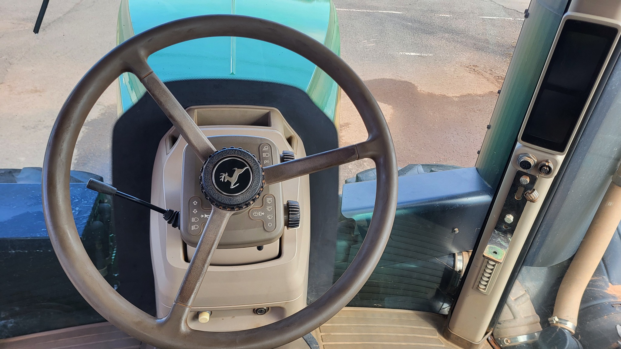 2012 John Deere 9410R Image 12