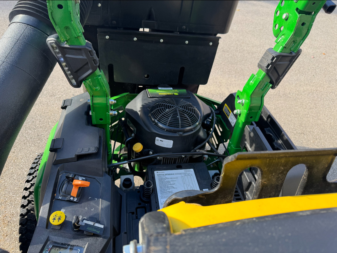 2022 John Deere Z530R Image 5