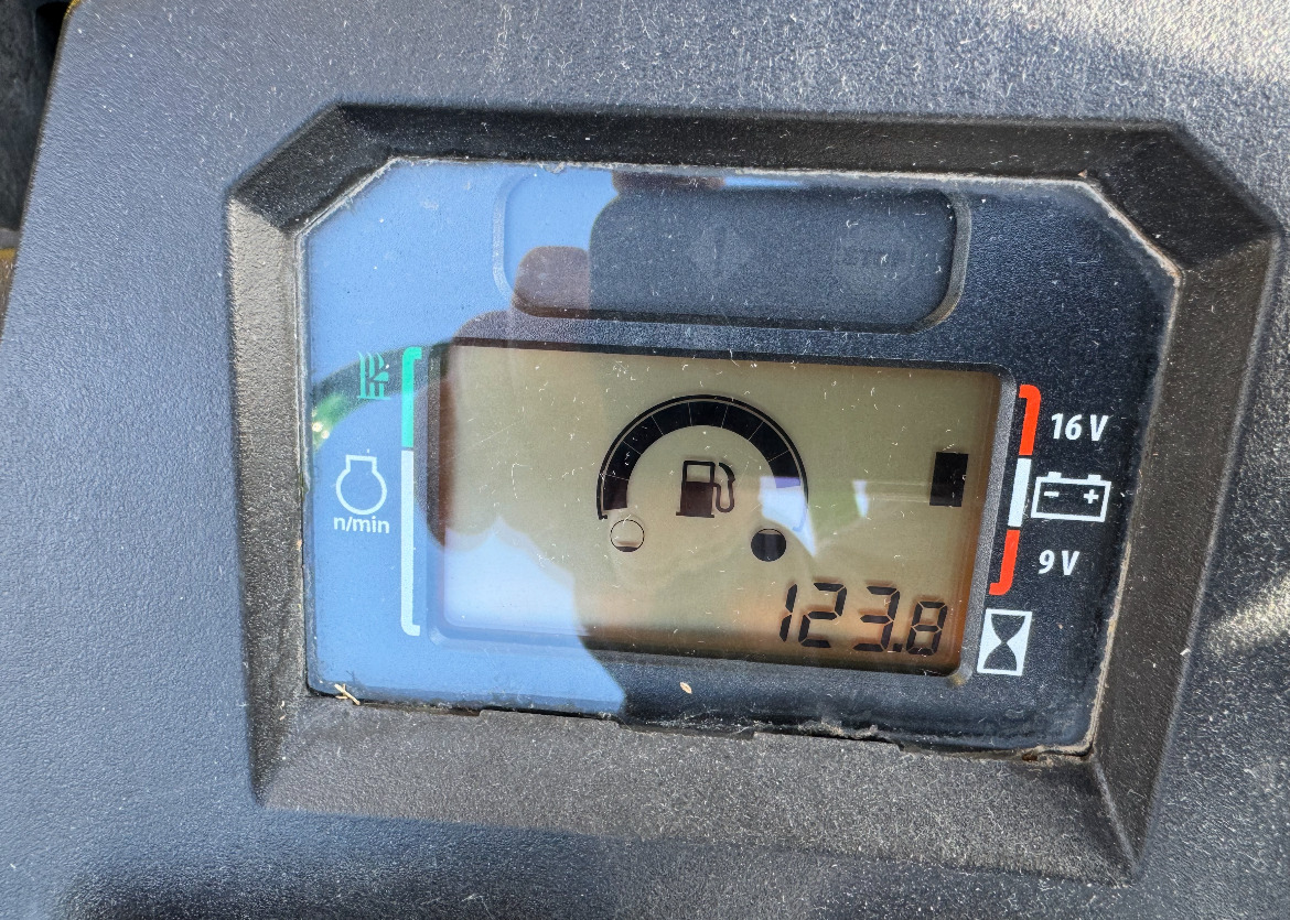 2022 John Deere Z530R Image 6