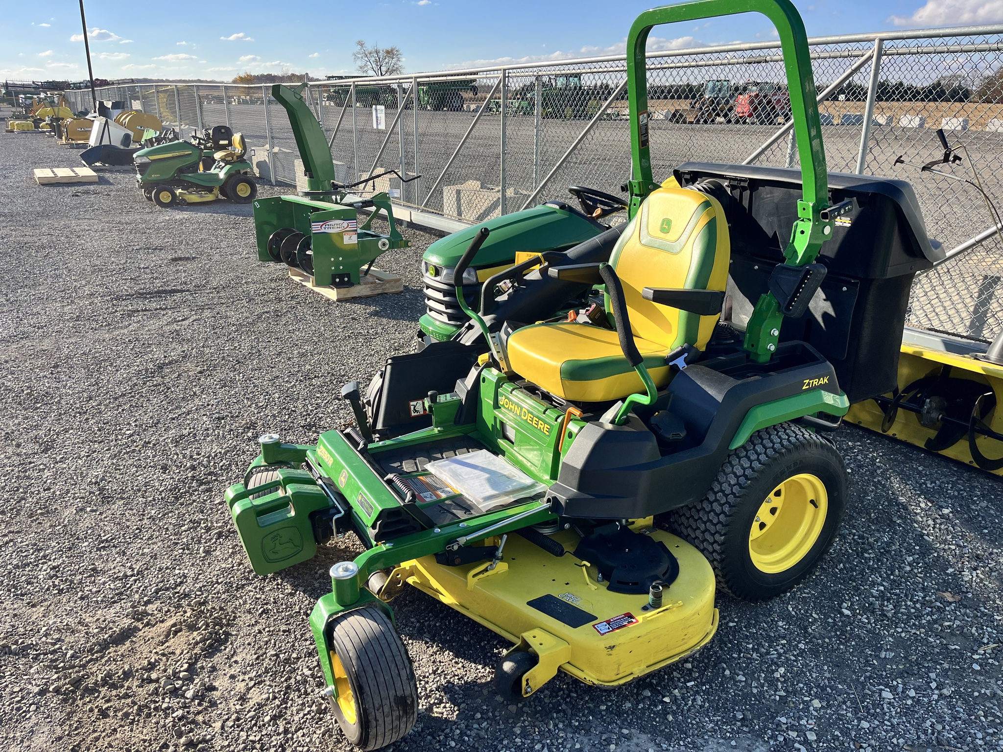 2022 John Deere Z530R Image 7