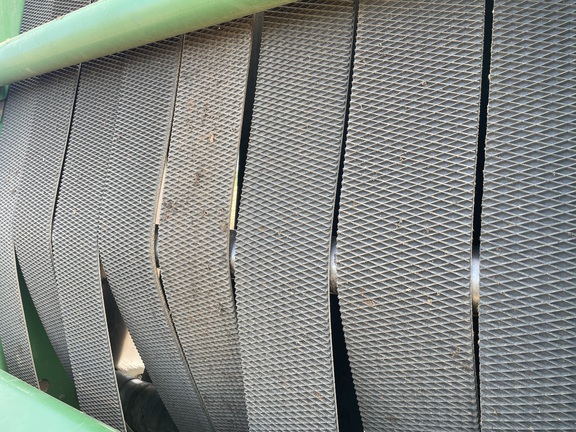 2015 John Deere 569 Photo 6