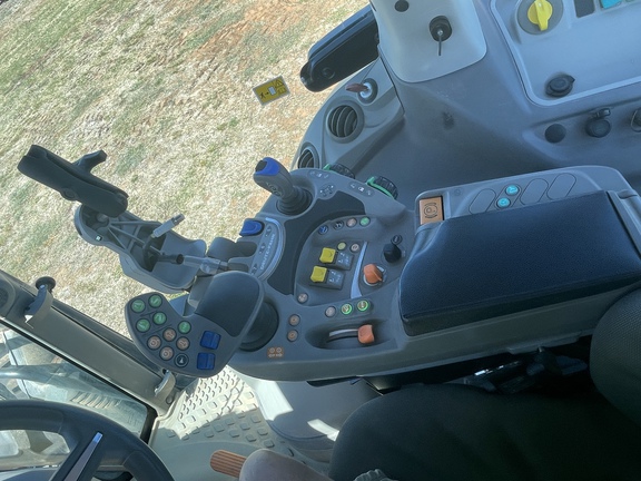 Deutz-Fahr 8280 image 31