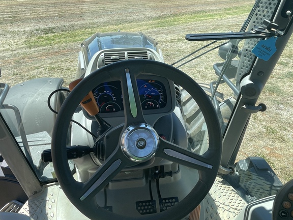 Deutz-Fahr 8280 image 30