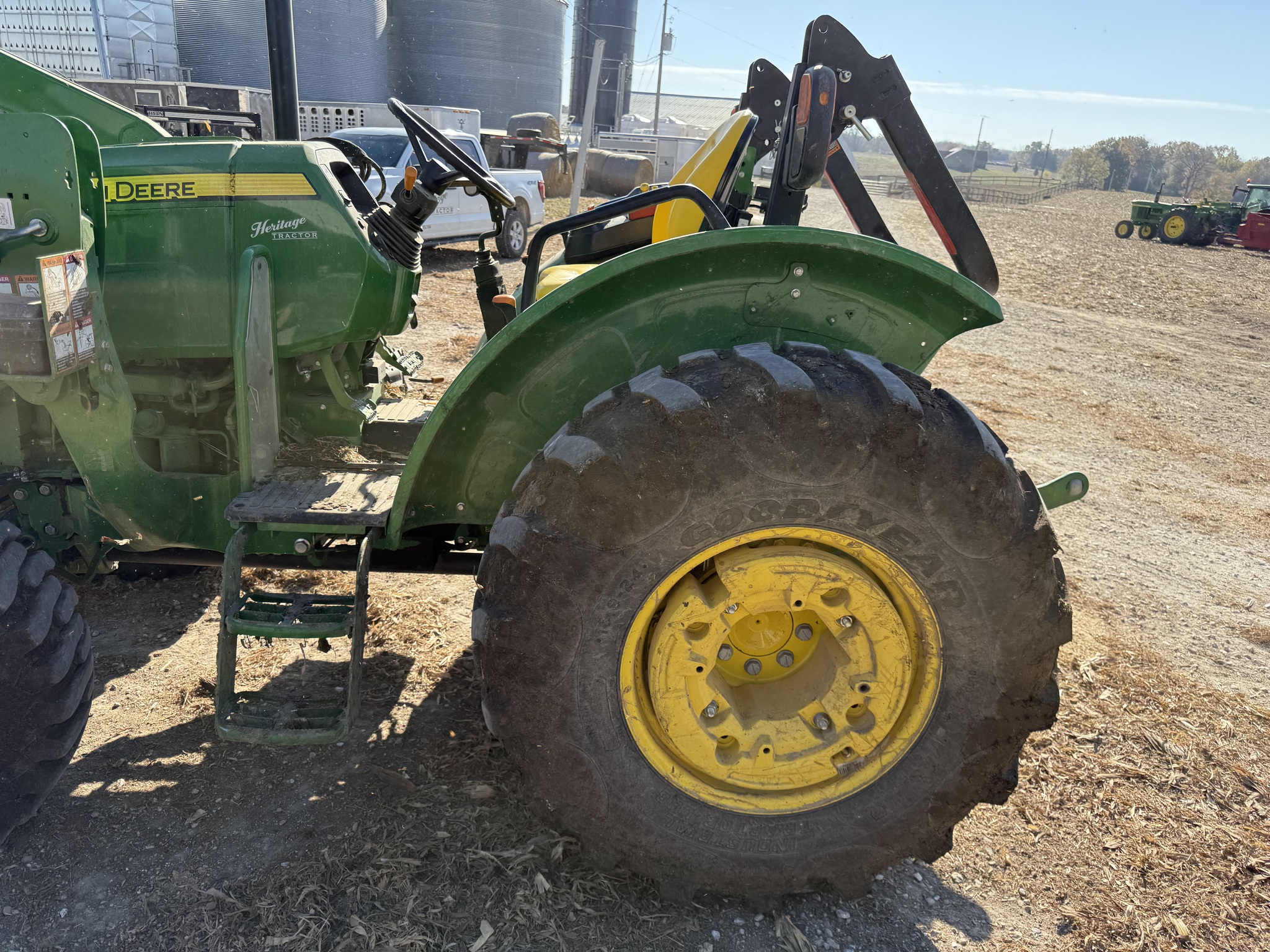 2024 John Deere 5075E at Heritage Tractor in Brimfield, IL