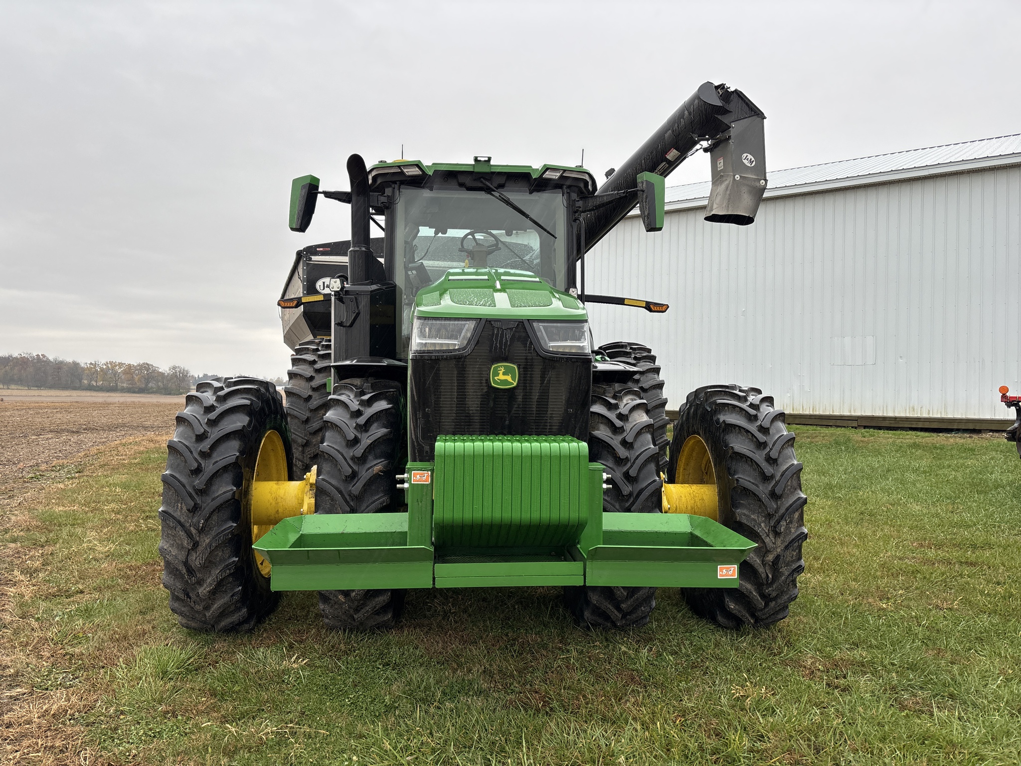 Used 2024 John Deere 8R 310 Row Crop Tractors at Koenig Equipment in Urbana, OH - PhotoXL3