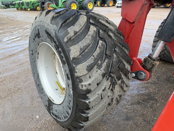2022 Case IH 475 - Photo11