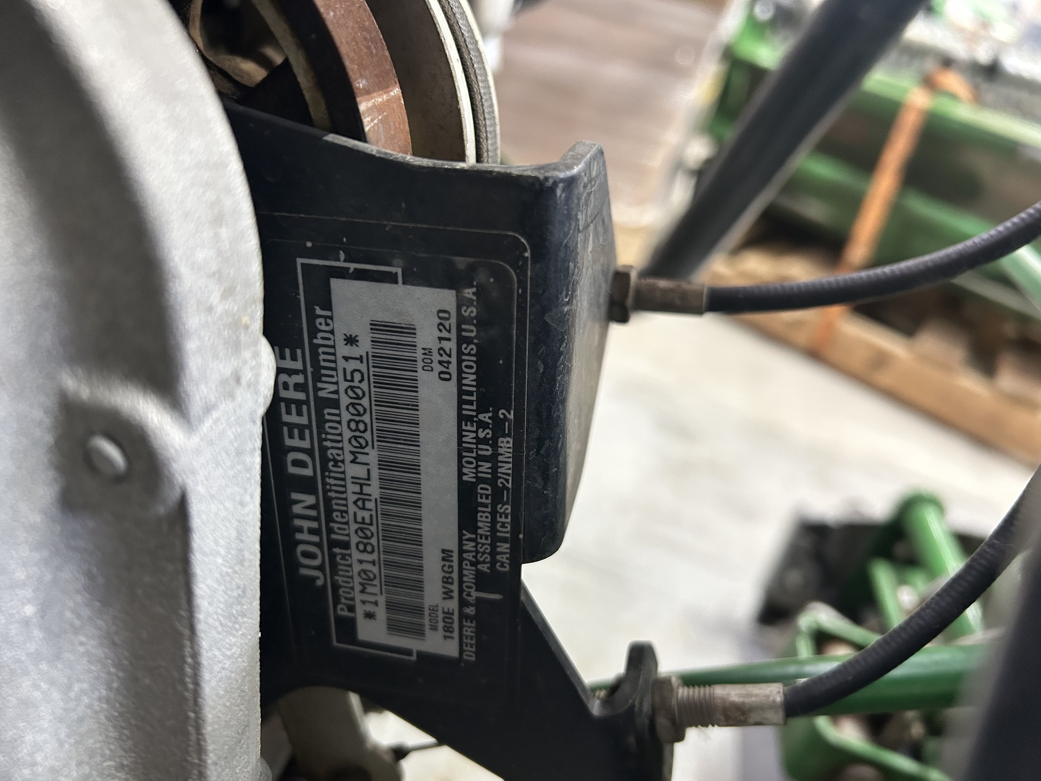 John Deere 180E Image 3