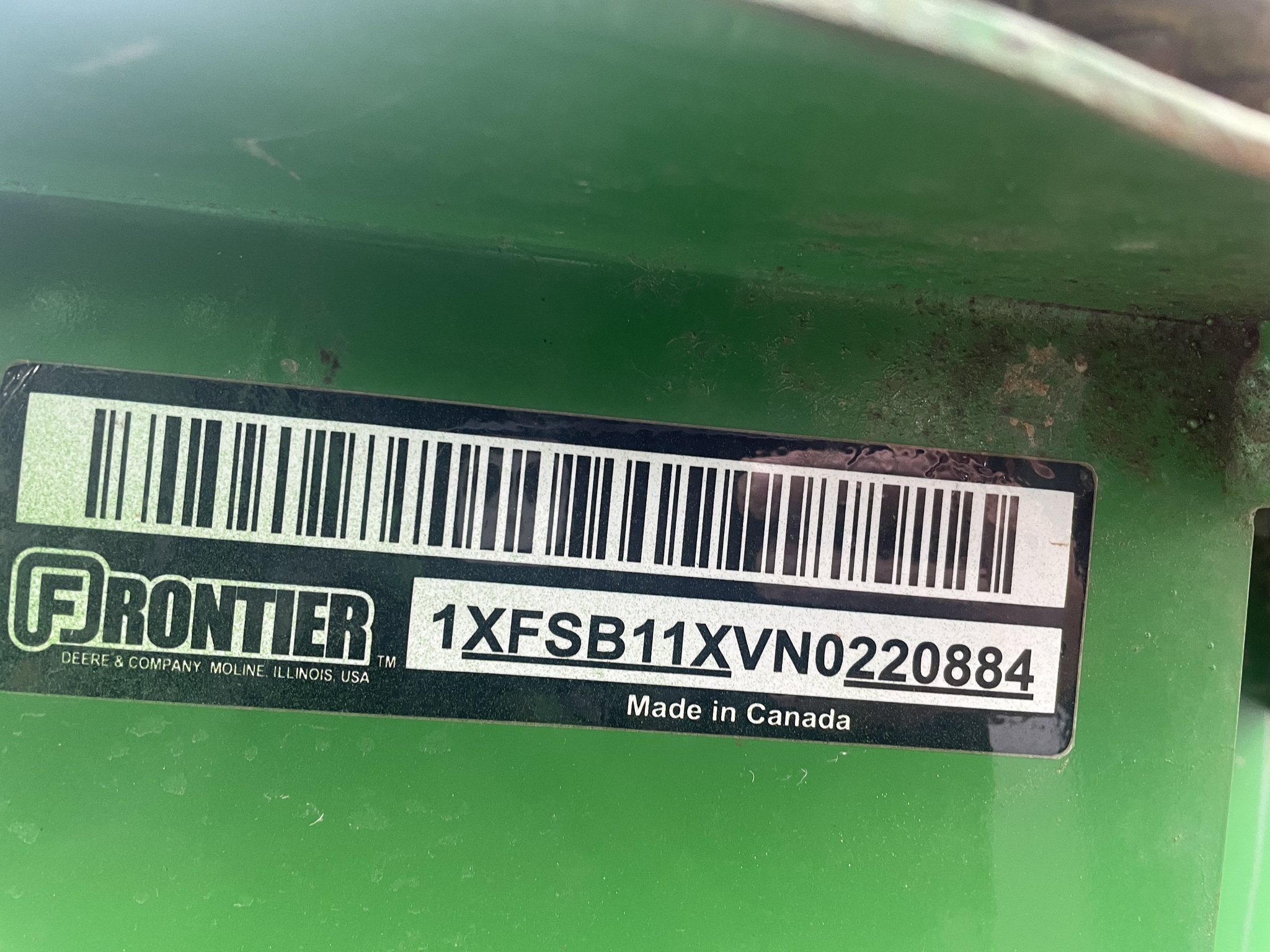 2022 John Deere 2032R Image 29