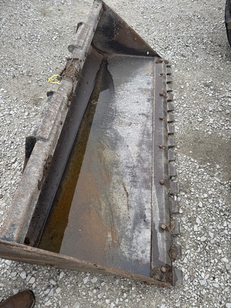 2022 John-Deere C84 w/Serrated Edge