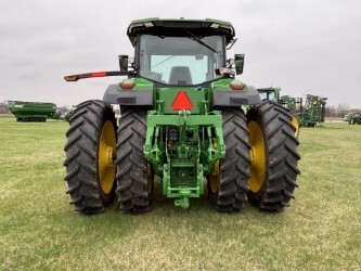  2025 John Deere 8R 250 at Heritage Tractor in Lacon, IL