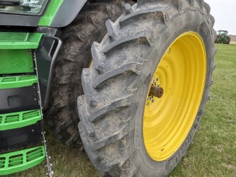  2025 John Deere 8R 250 at Heritage Tractor in Lacon, IL