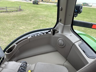  2025 John Deere 8R 250 at Heritage Tractor in Lacon, IL