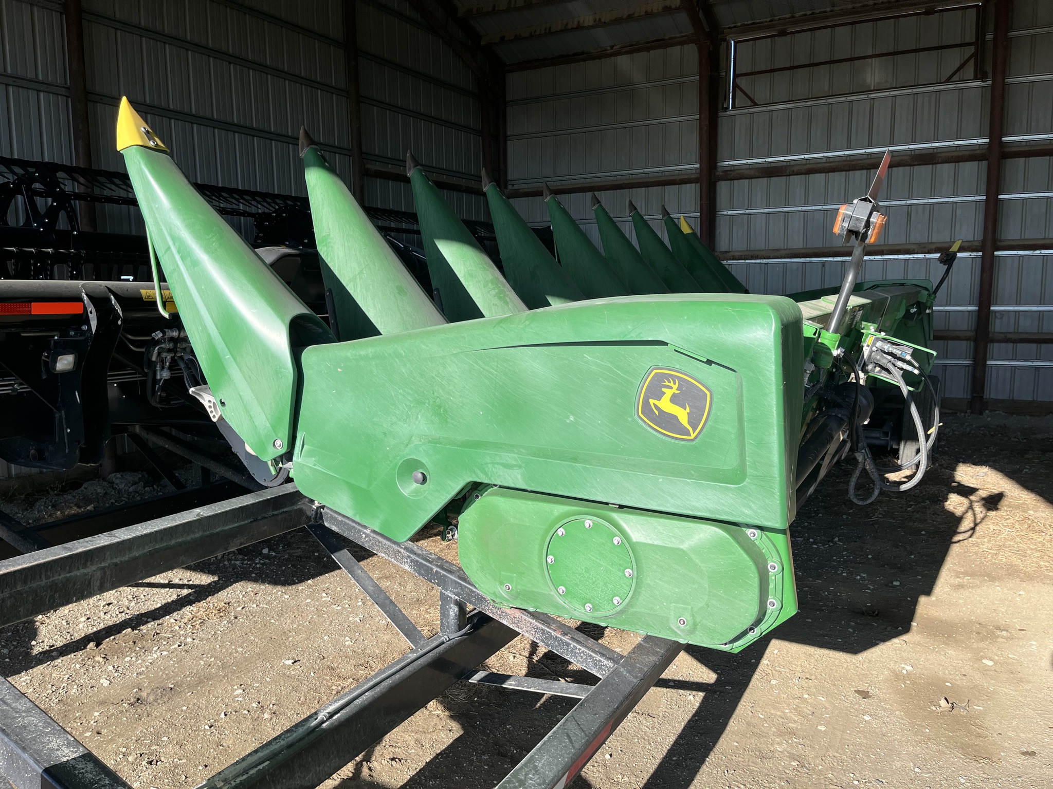  2022 John Deere C8R at Heritage Tractor in Seneca, KS
